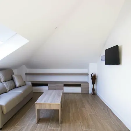 O Meson Apartment Puentesampayo